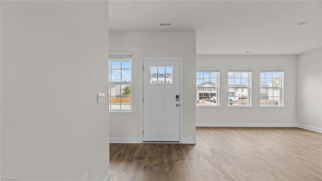 property viewer photo 13
