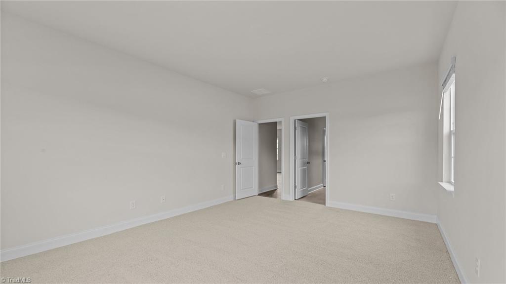 property viewer photo 18