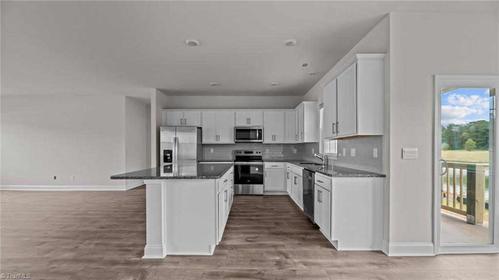 property viewer photo 9
