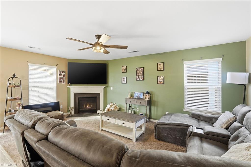 property viewer photo 10