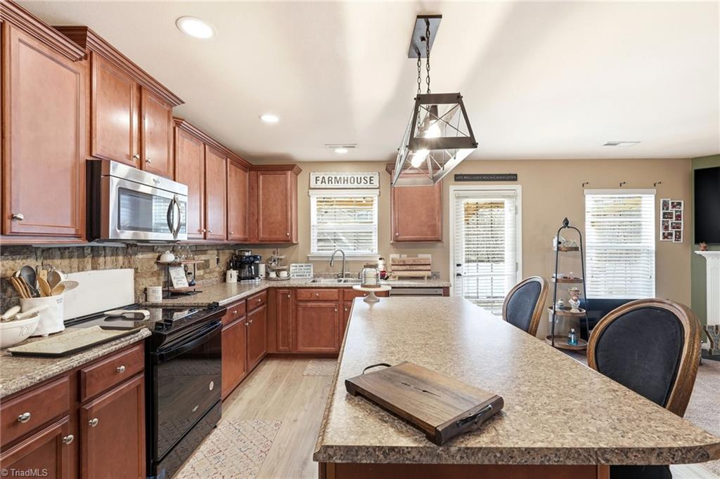property viewer photo 13