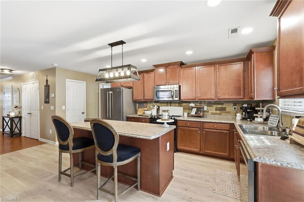 property viewer photo 15