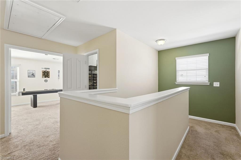property viewer photo 18