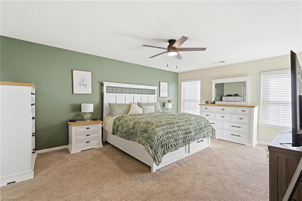 property viewer photo 19