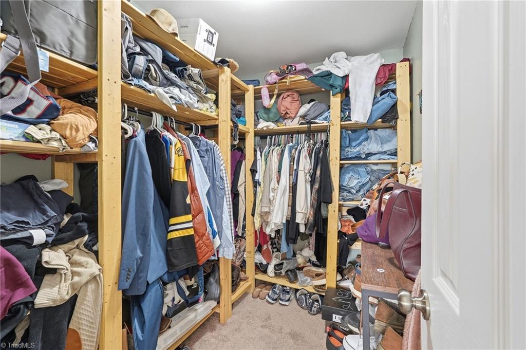 property viewer photo 24