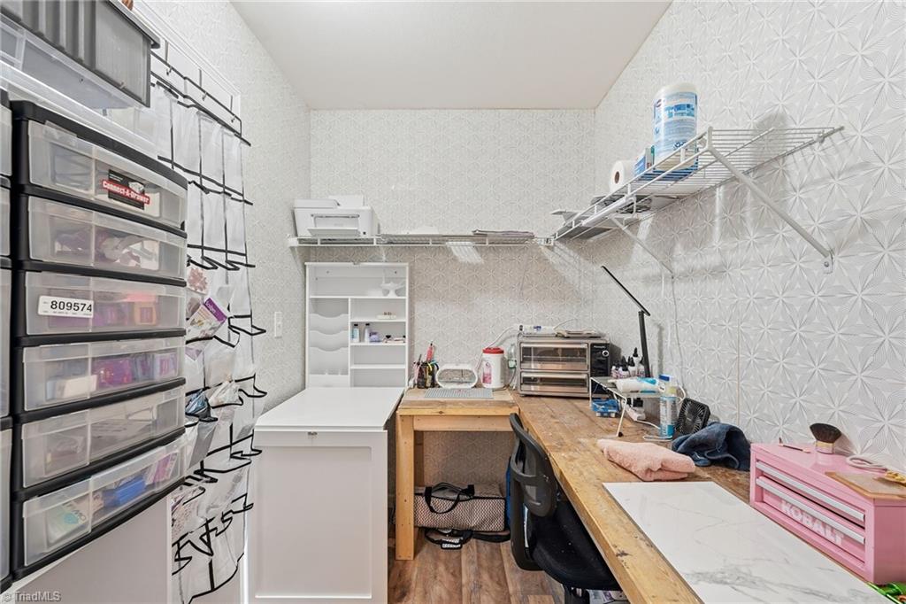 property viewer photo 33
