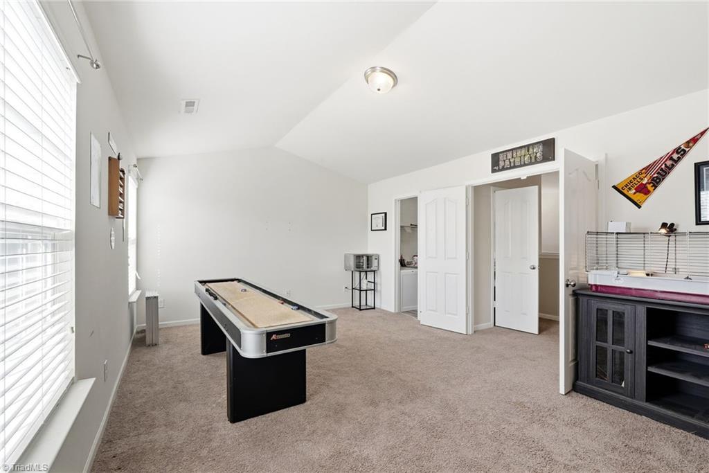 property viewer photo 35