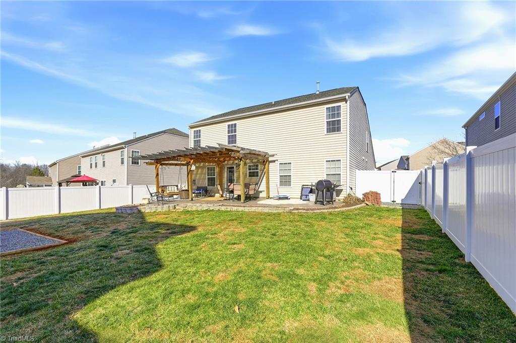 property viewer photo 41