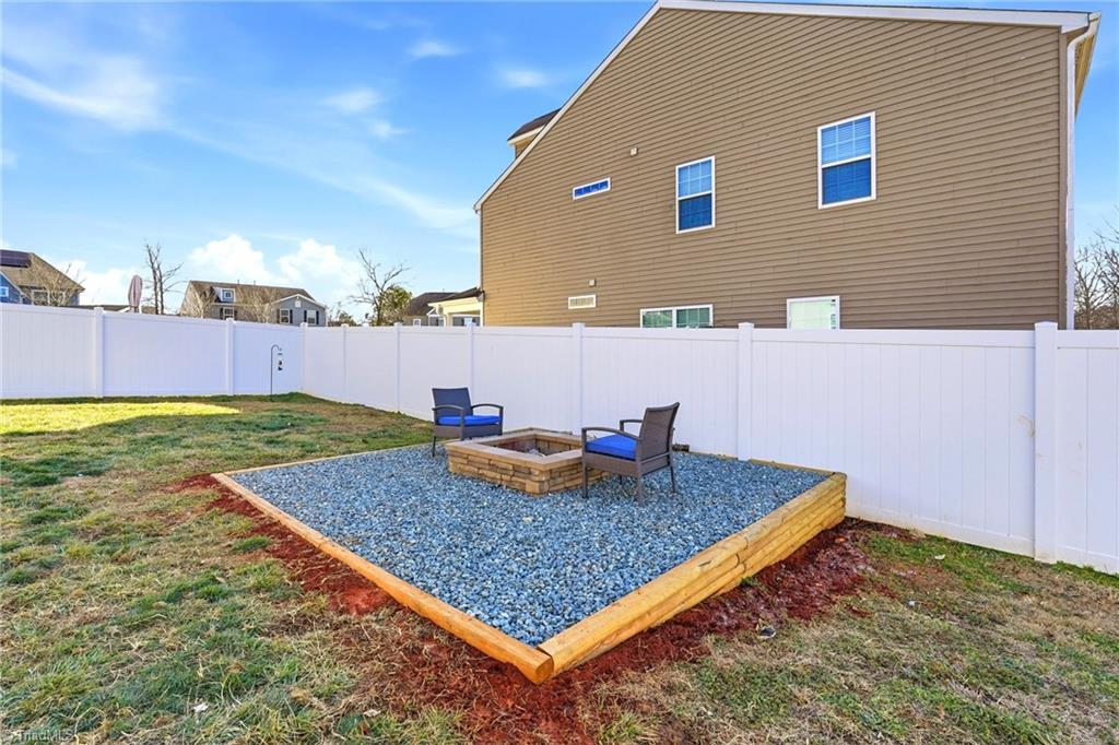 property viewer photo 42