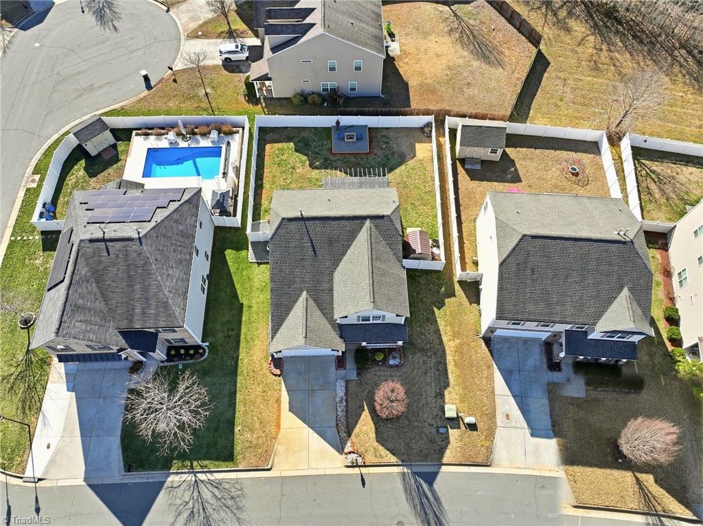 property viewer photo 44