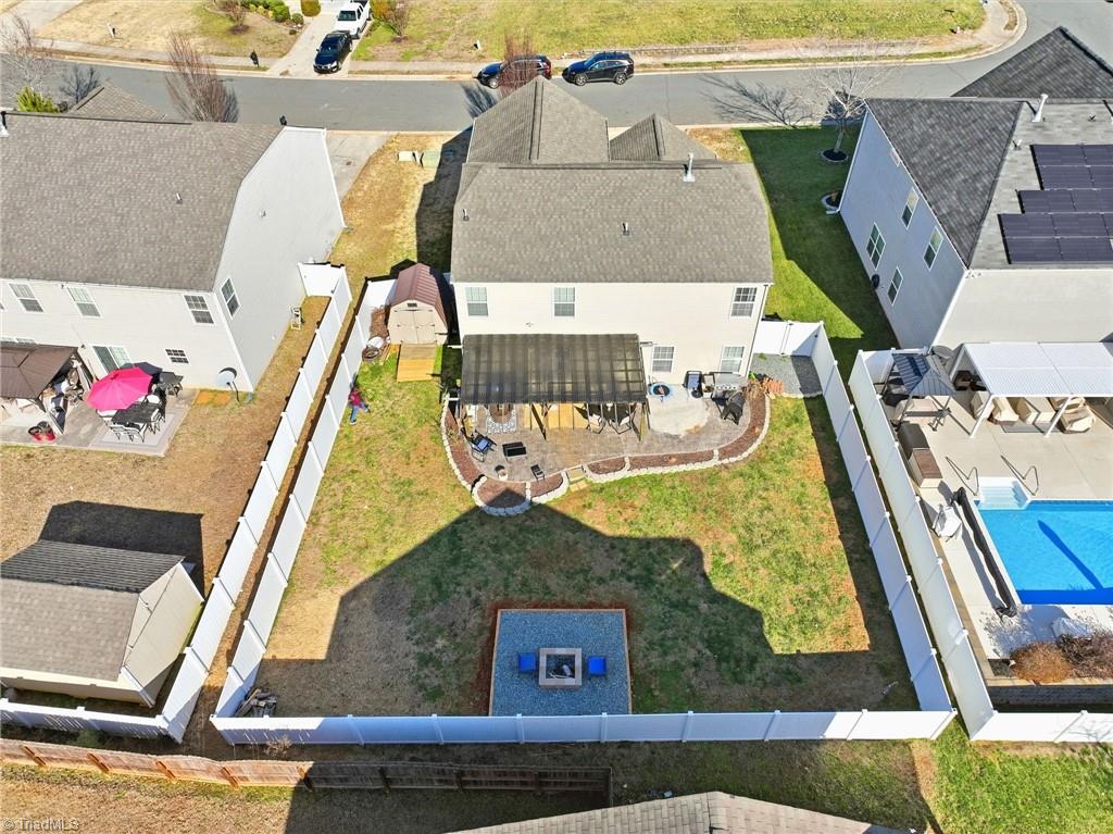 property viewer photo 47