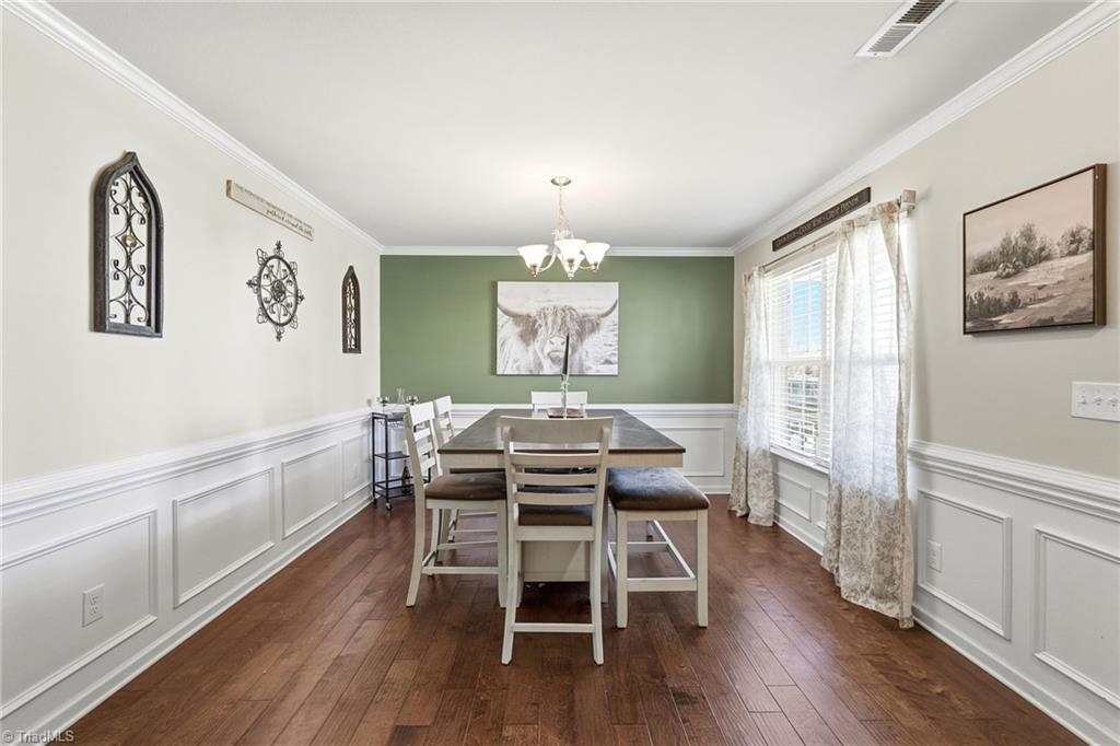 property viewer photo 7