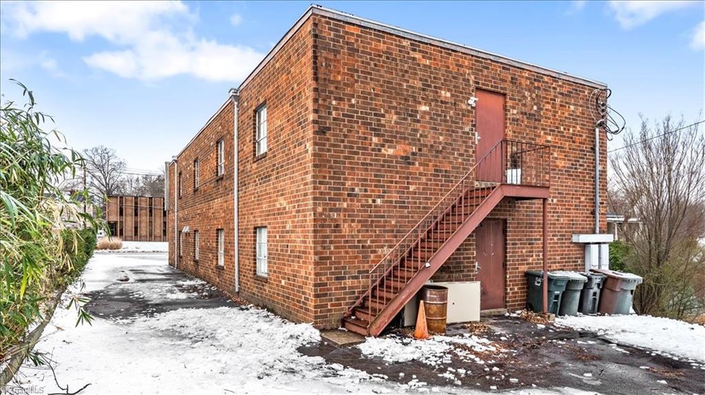 main property photo 35
