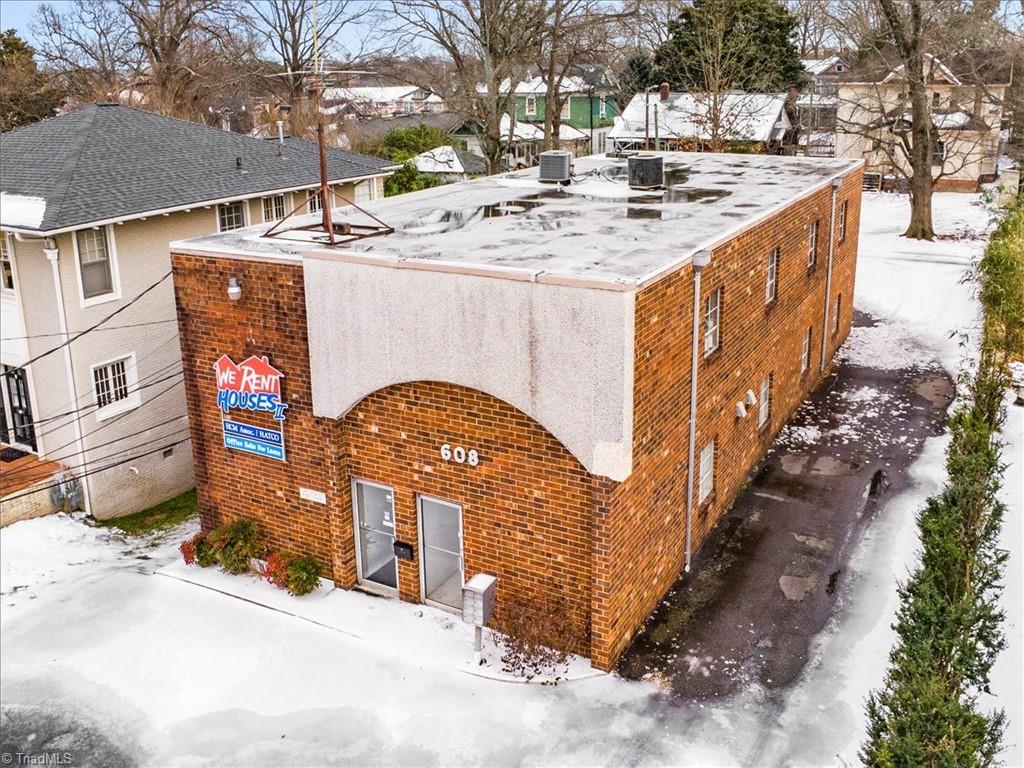 main property photo 36