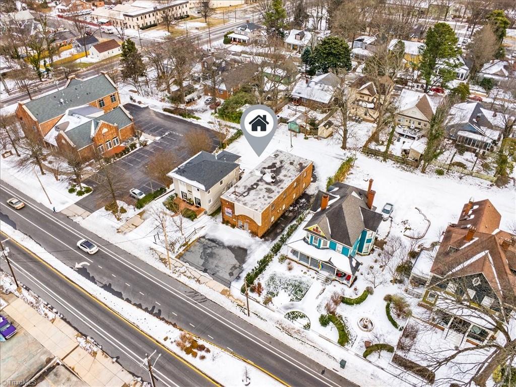 main property photo 38