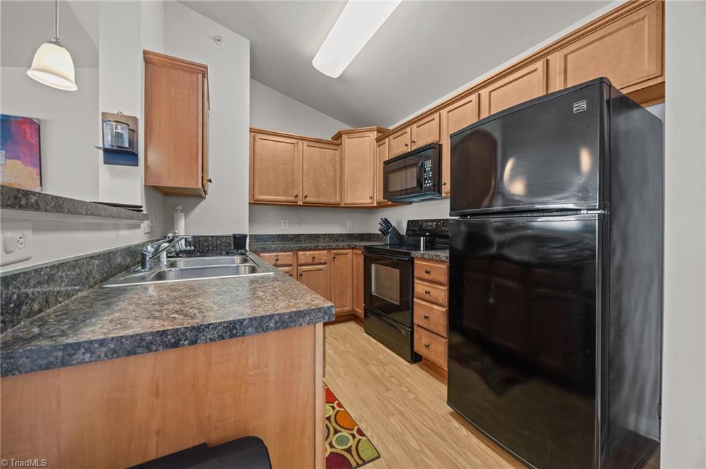 property viewer photo 11