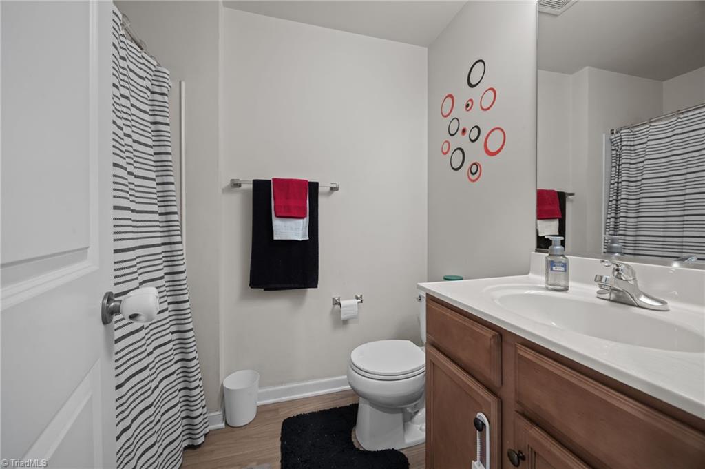 property viewer photo 13