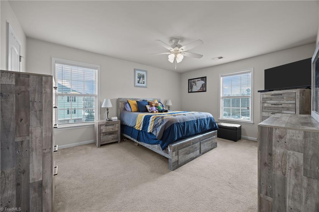 property viewer photo 14
