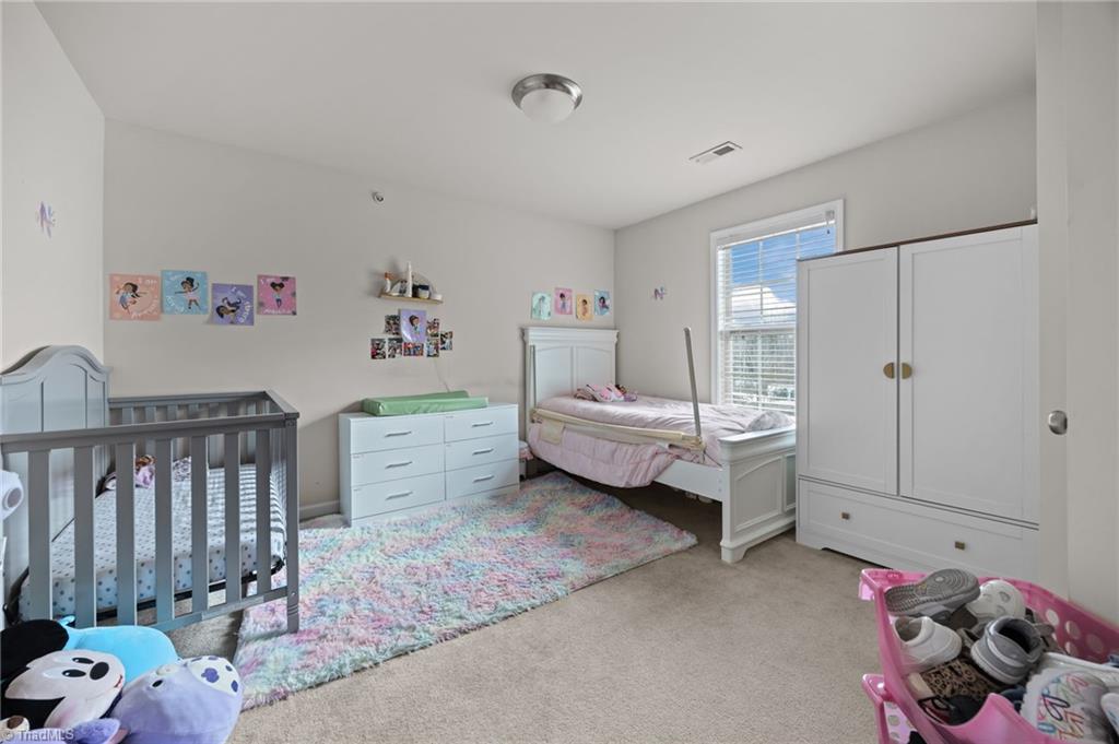 property viewer photo 17