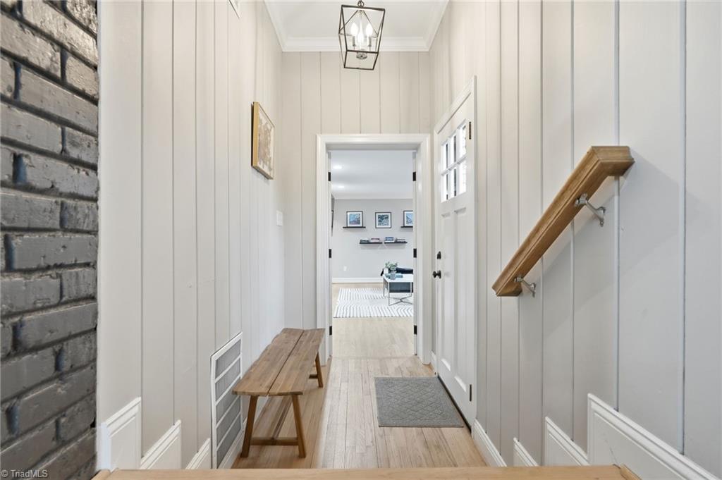 property viewer photo 26