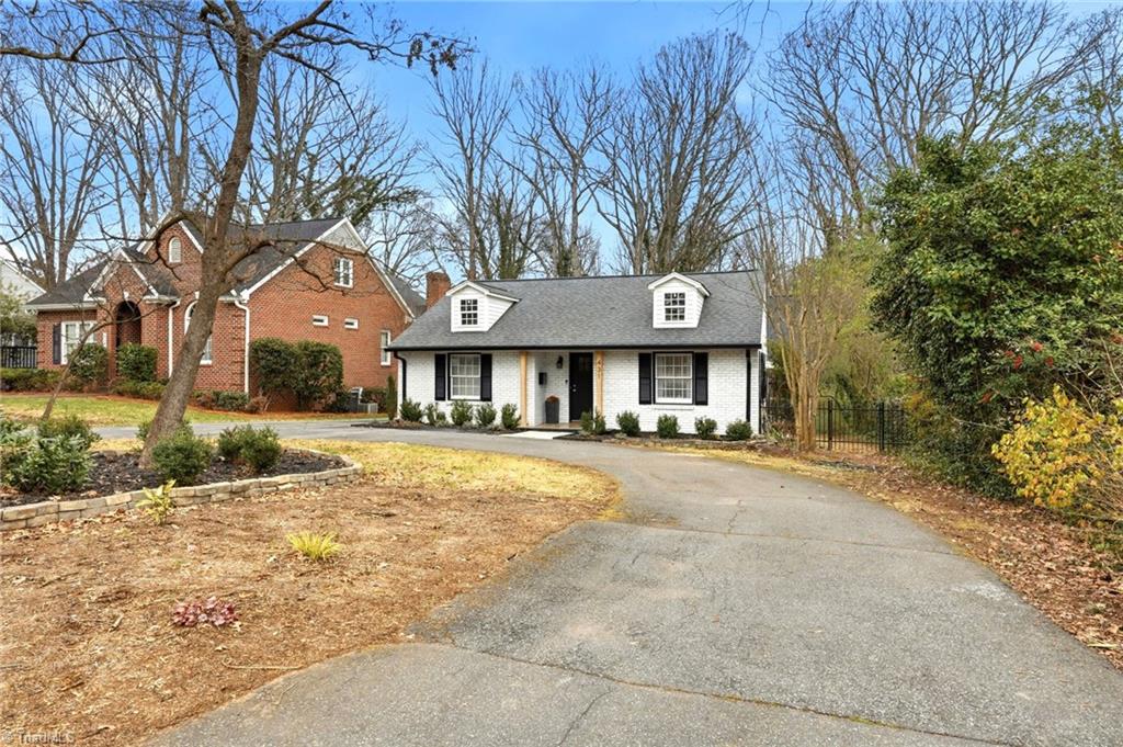 property viewer photo 3
