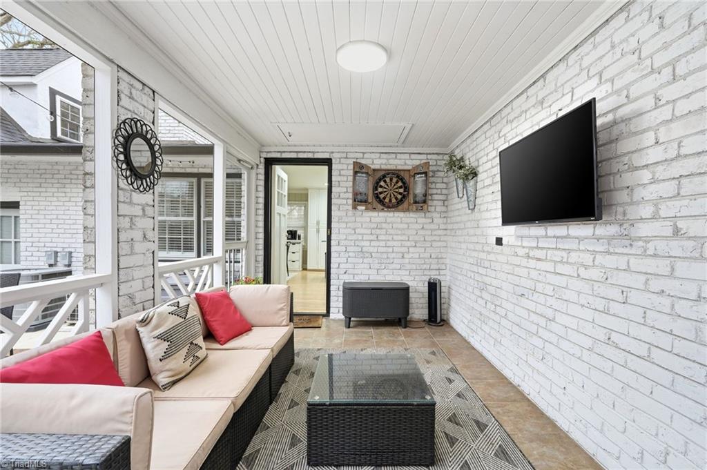 property viewer photo 34