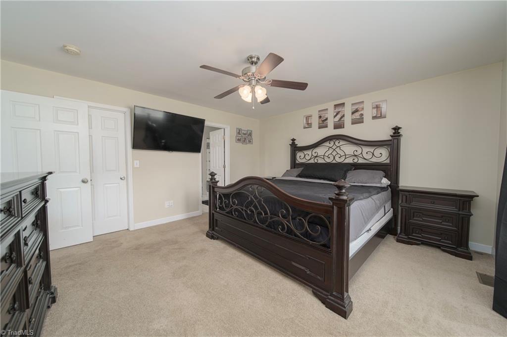 property viewer photo 16