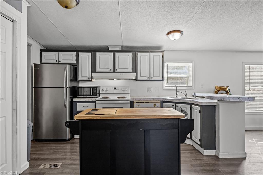 property viewer photo 11