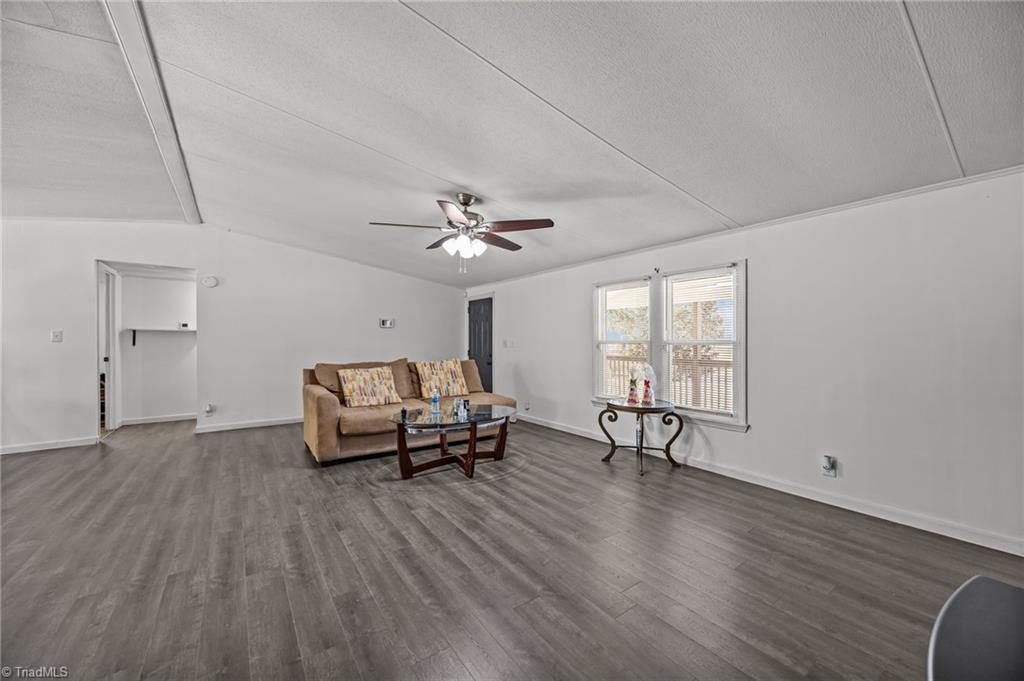 property viewer photo 17