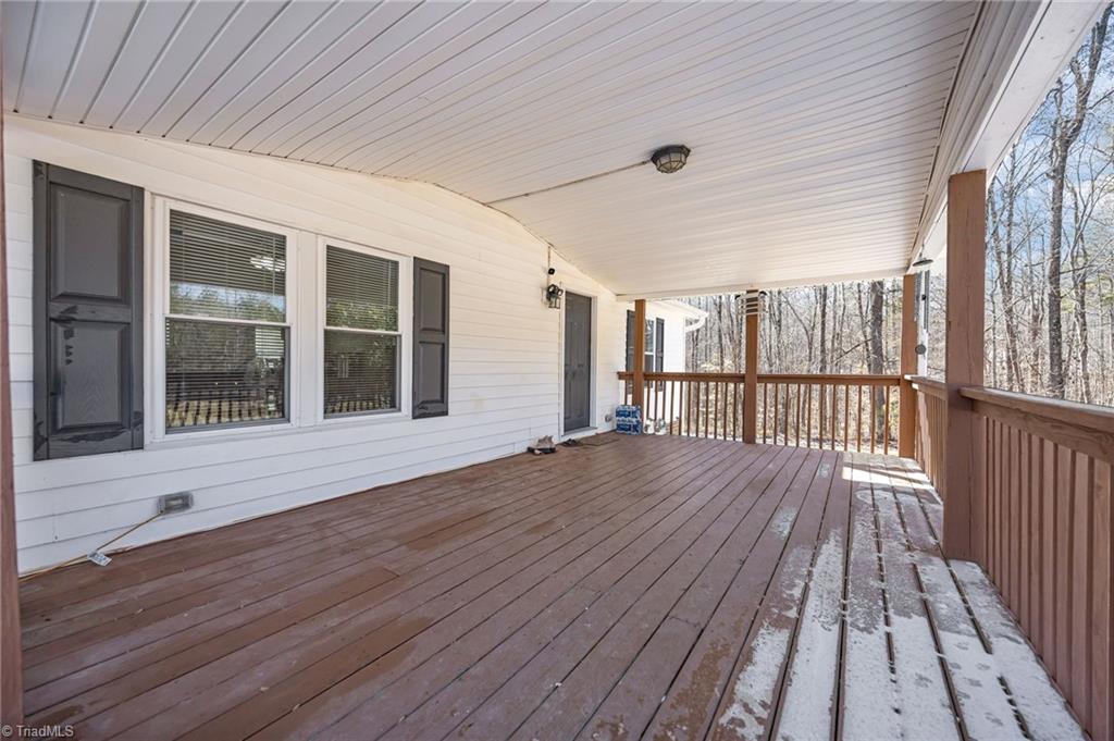 property viewer photo 18