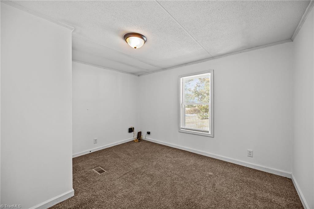 property viewer photo 6