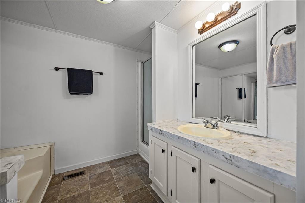 property viewer photo 8