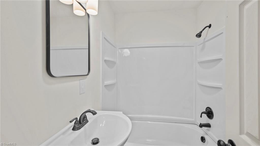 property viewer photo 14