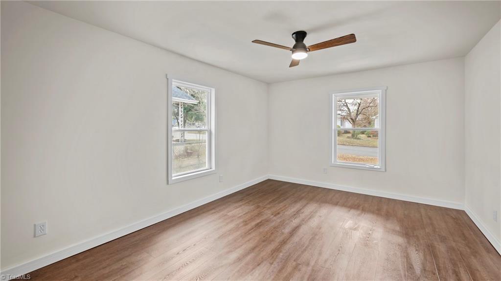 property viewer photo 15