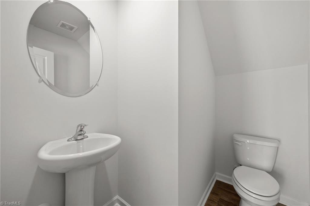 property viewer photo 13
