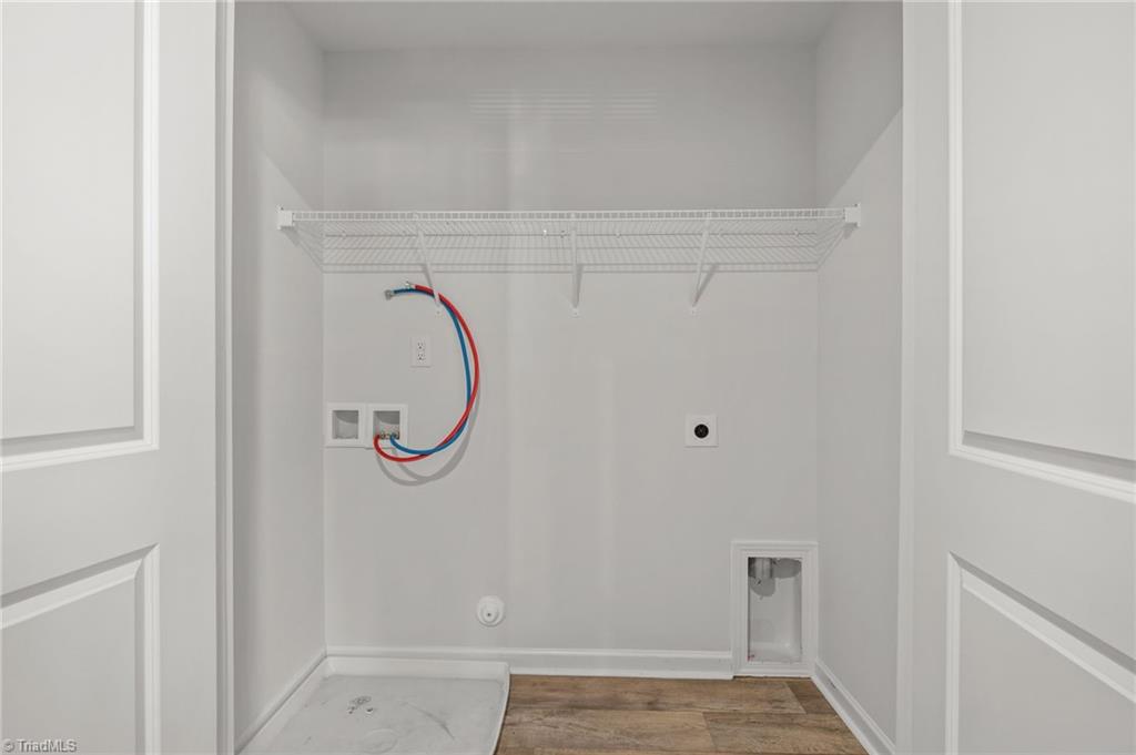 property viewer photo 21