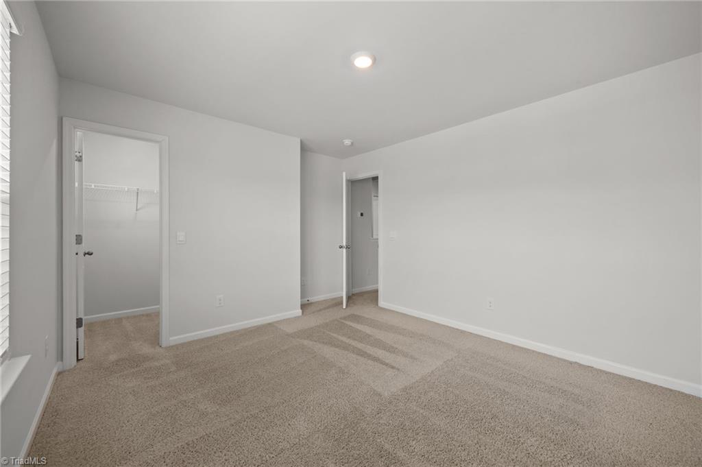 property viewer photo 24
