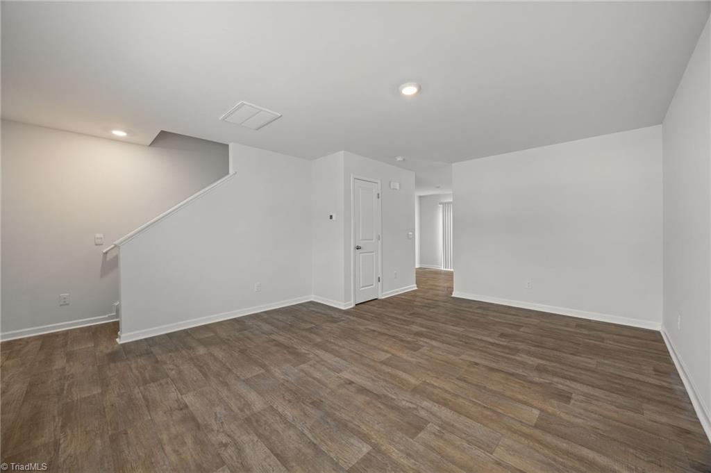 property viewer photo 6
