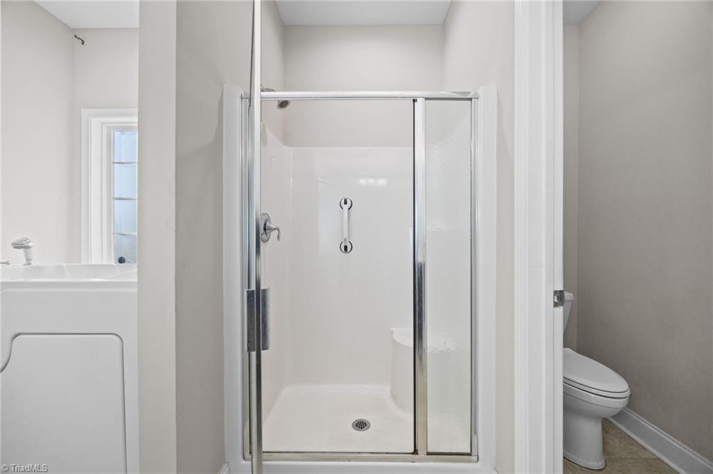 property viewer photo 13