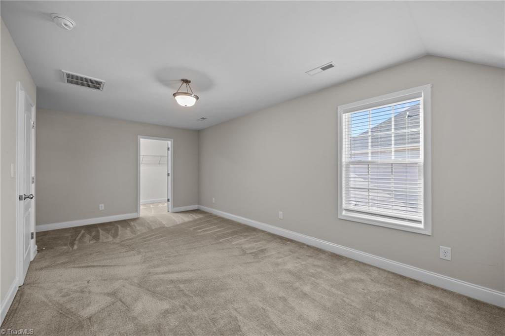 property viewer photo 15
