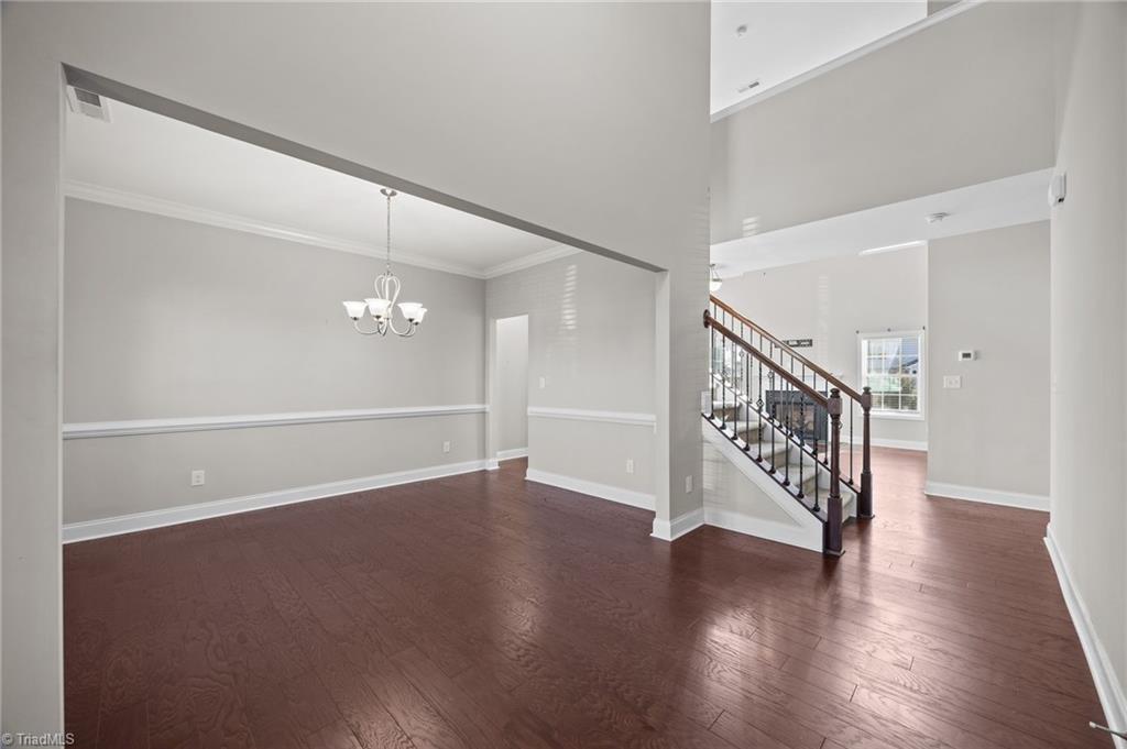 property viewer photo 3