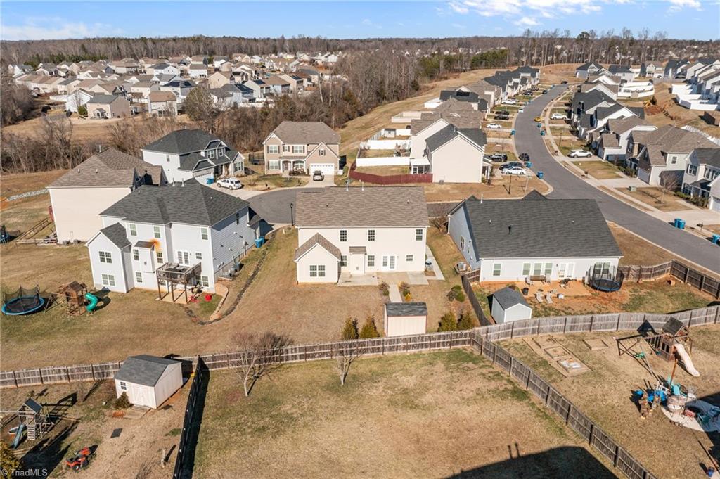 property viewer photo 31