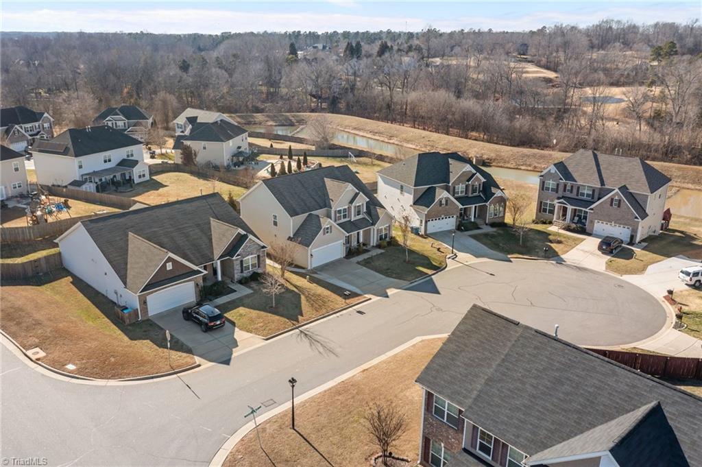 property viewer photo 33