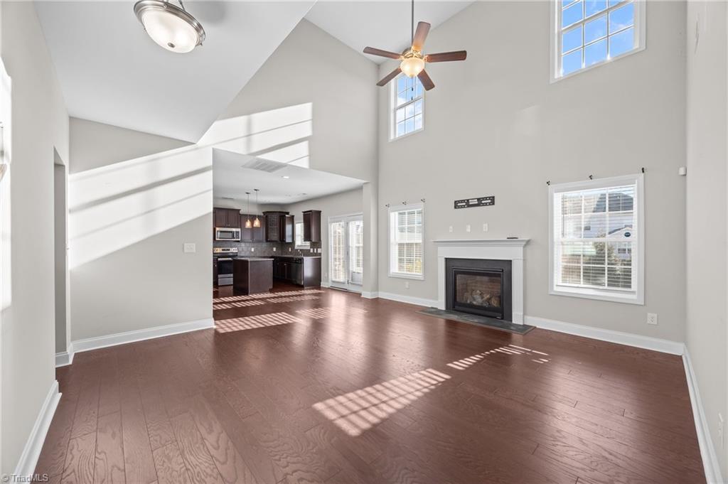 property viewer photo 4