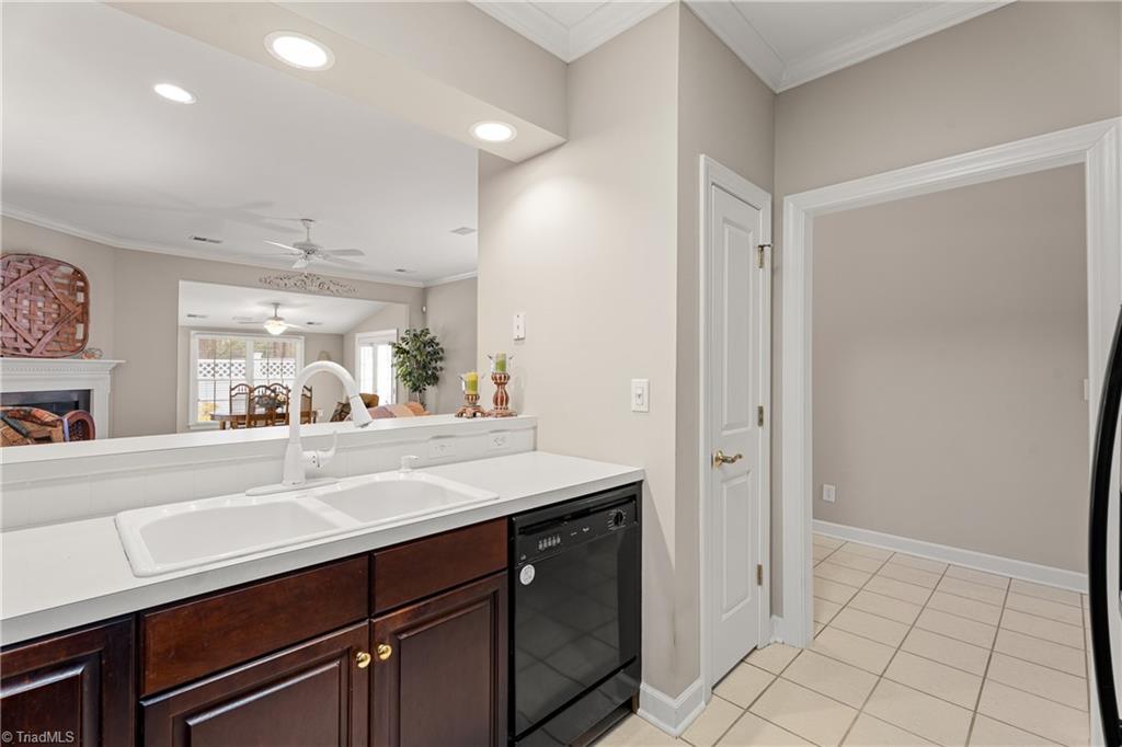 property viewer photo 13