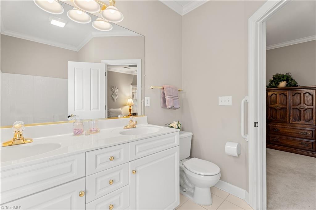 property viewer photo 18