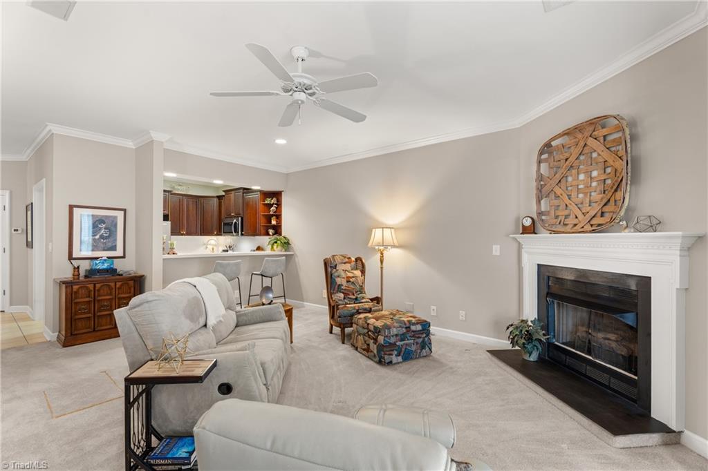property viewer photo 6