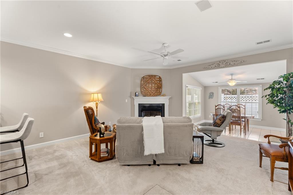 property viewer photo 8