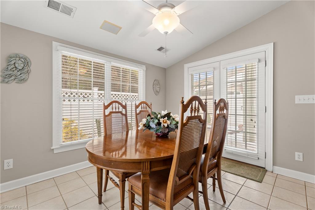 property viewer photo 9