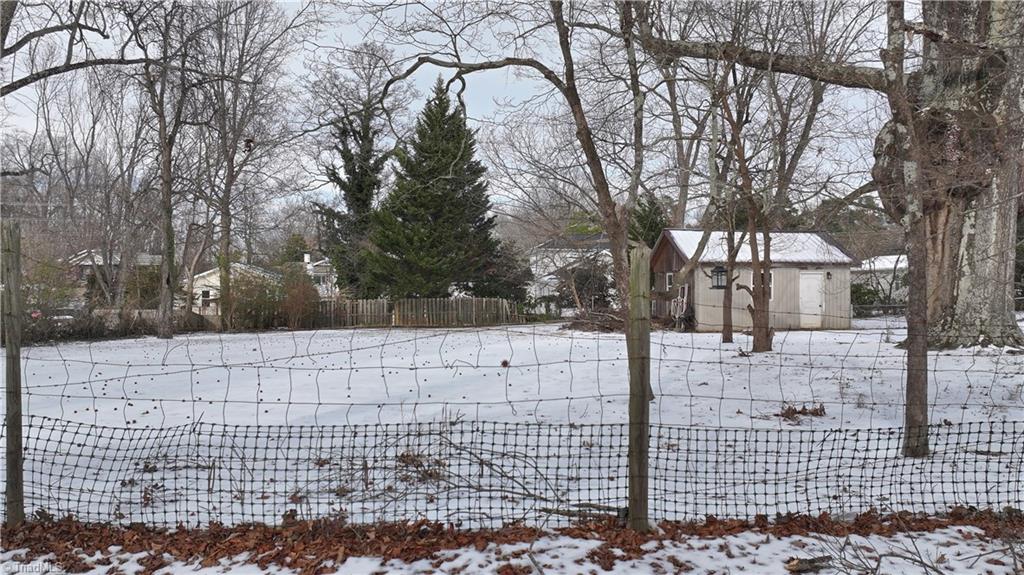 main property photo 12